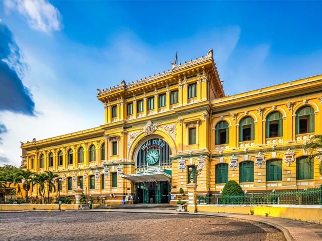 saigon central post office