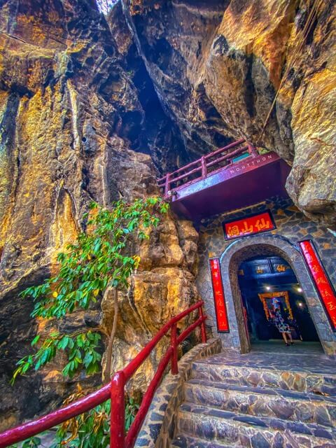 Thach Dong Cave Pagoda