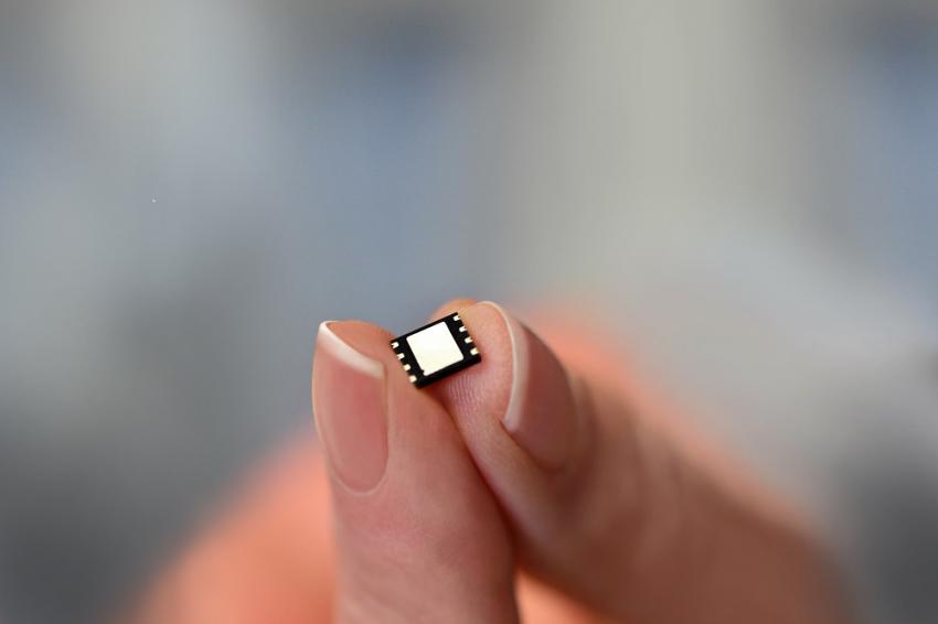 eSIM Chip Is Very Small And Convinient In Size