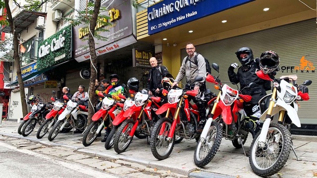 Renting mortobike in Vietnam is a good choice for tourists