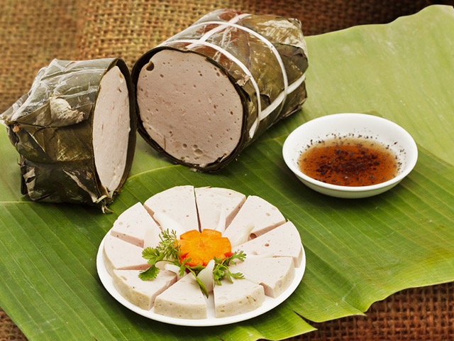 Vietnamese Pork Roll Is Often Eaten On Tet Holiday