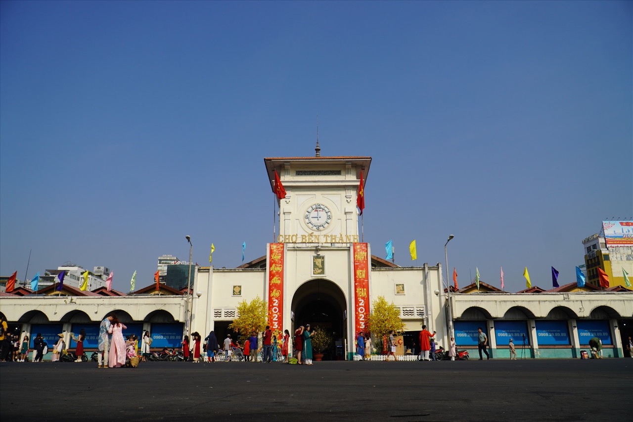 Ben Thanh Market - One of Most Famous Vietnamese Markets 