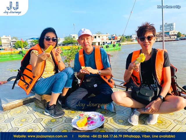 Trying Local Fruits in Cai Rang Floating Market with Joy Journeys 