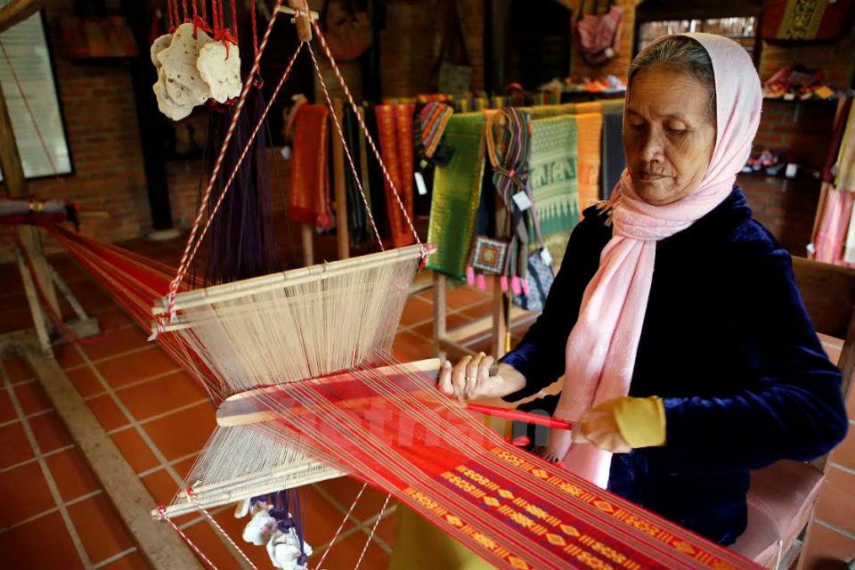 Weaving is Traditional Handcraft in Van Phuc