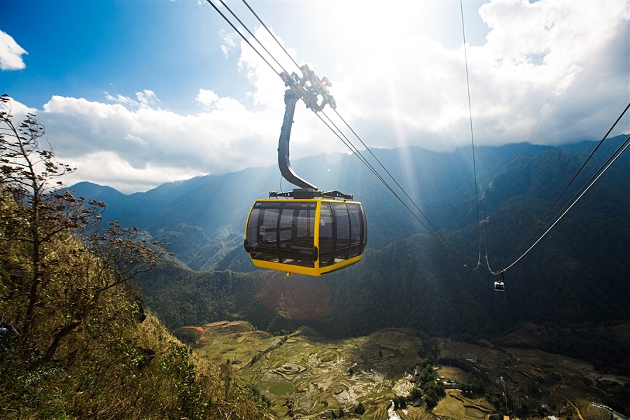 Fansipan by Cable Car