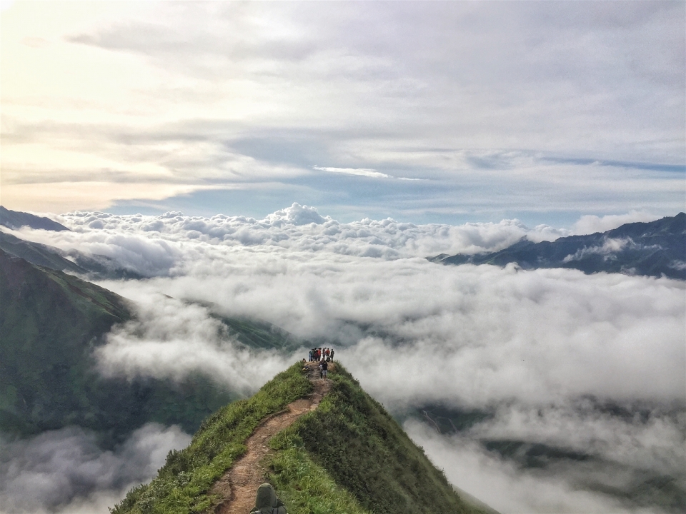 Heaven Place on Ta Xua Peak