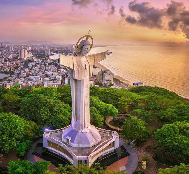 Jesus Christ the King - Must Visit Place in Vung Tau