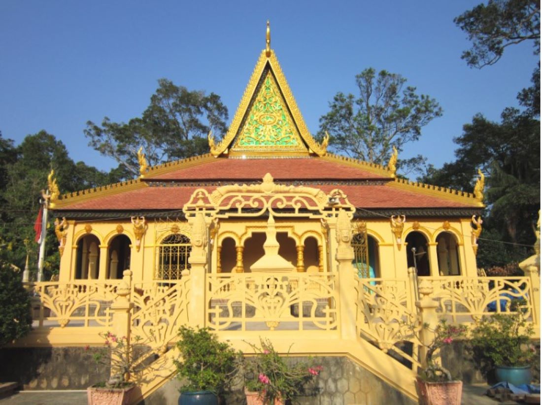 Ang Pagoda is one of Vietnam's oldest pagodas