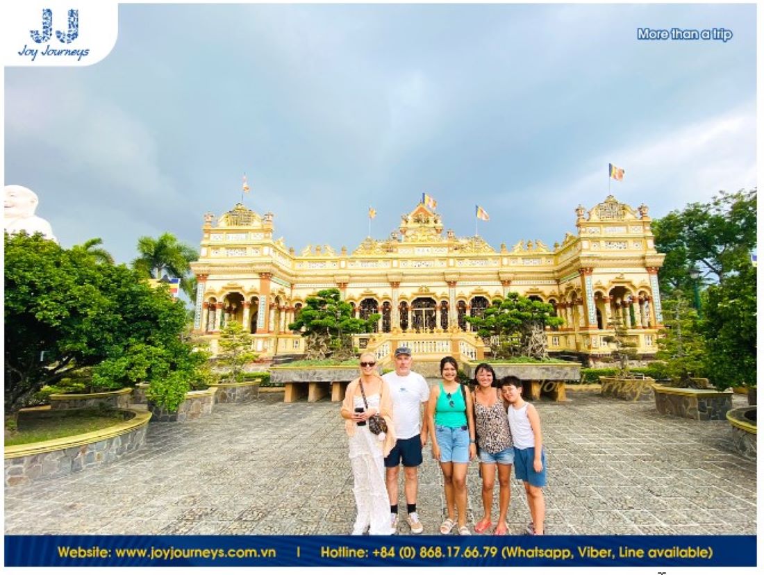 Vinh Trang Pagoda - a must-visit place in Mekong Delta tour 