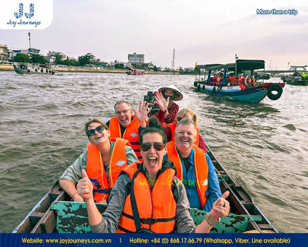 can tho floating market tour